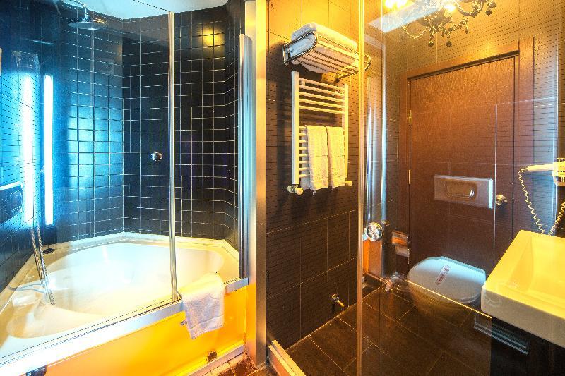 Mood Design Suites Стамбул Экстерьер фото